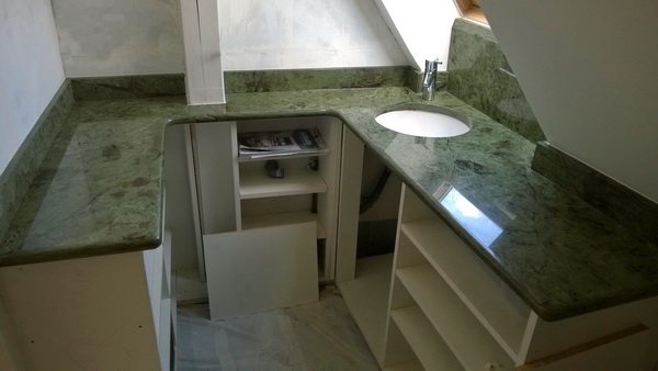 salle de bain en Granit Vert Bambou